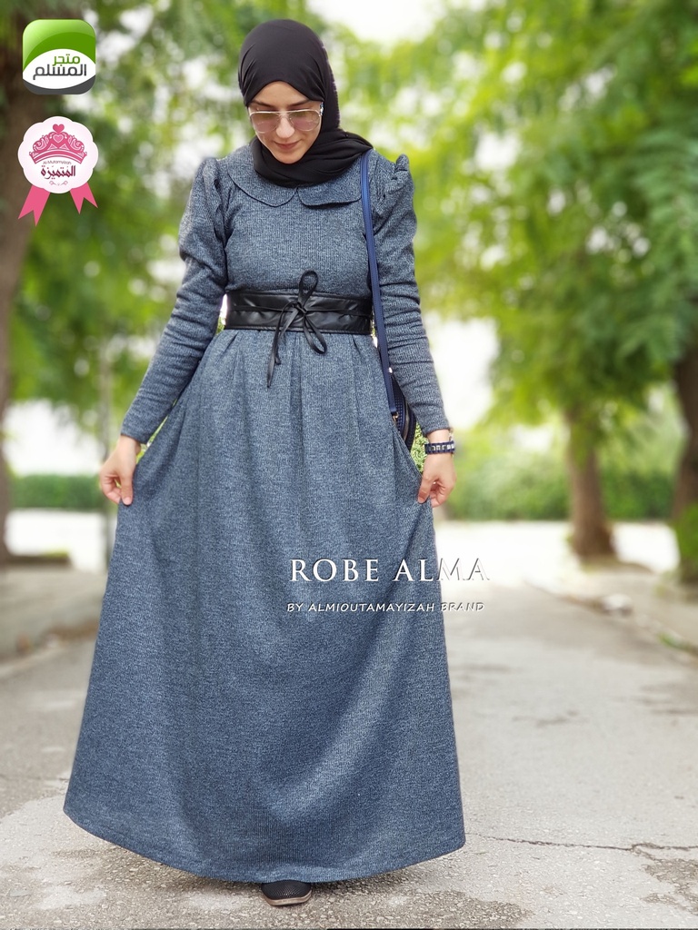 Alma Robe